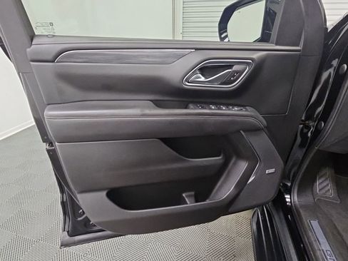Used 2022 GMC Yukon SLT w/ SLT Premium Package AWD/4WD image 31