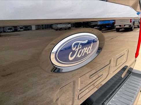 Used 2021 Ford F150 Lariat w/ Equipment Group 502A High image 60