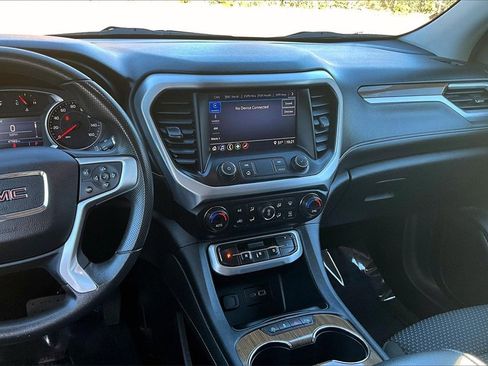 Certified 2021 GMC Acadia SLE w/ Driver Convenience Package image 10