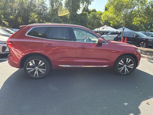 Used 2023 Volvo XC60 B5 Plus AWD/4WD image 17