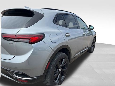 Used 2023 Buick Envision Preferred FWD image 9