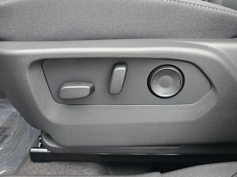 New 2026 Buick Envision Preferred AWD/4WD image 17