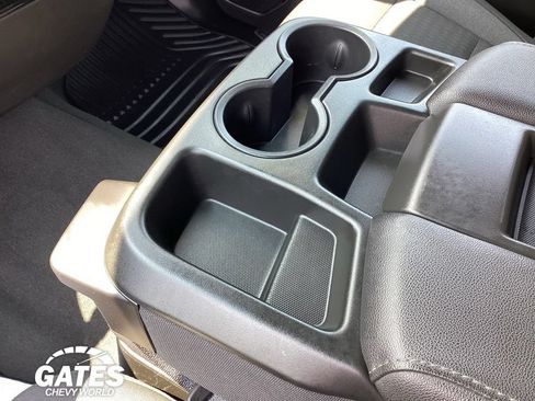 Used 2025 Chevrolet Silverado 1500 LT AWD/4WD image 24