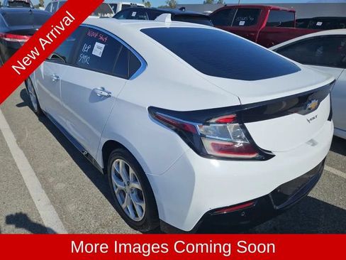 Used 2018 Chevrolet Volt Premier w/ Driver Confidence Package FWD image 5