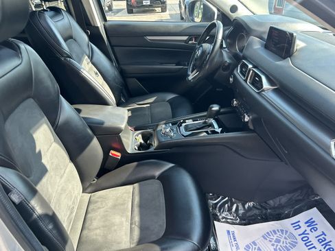 Used 2018 MAZDA CX-5 Touring w/ Preferred Equipment Package AWD/4WD image 26