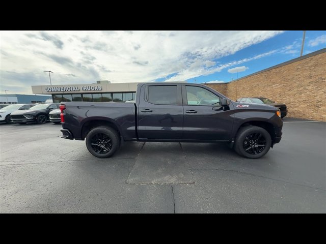 Certified 2022 Chevrolet Silverado 1500 RST w/ Convenience Package II AWD/4WD image 9