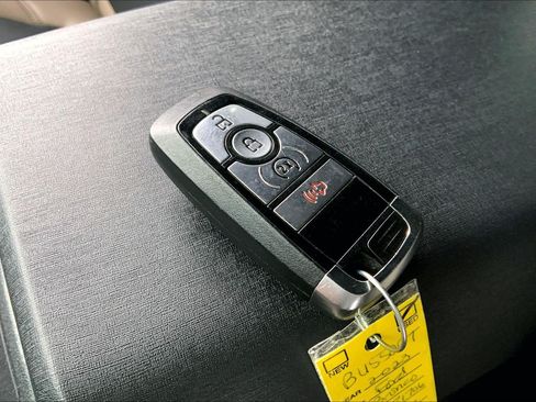 Used 2023 Ford Bronco Wildtrak AWD/4WD image 21