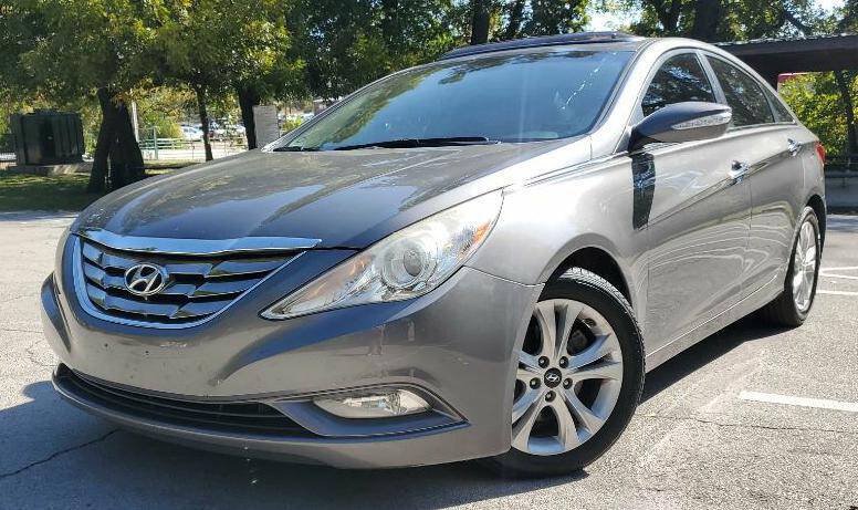 Used 2011 Hyundai Sonata Limited FWD image 1