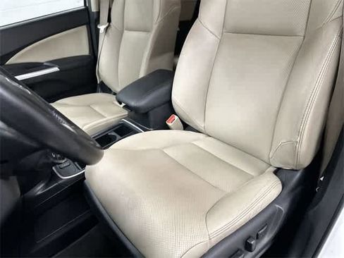 Used 2016 Honda CR-V Touring image 10