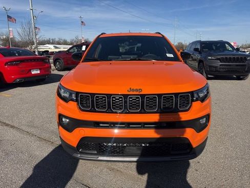 New 2026 Jeep Compass Latitude image 2