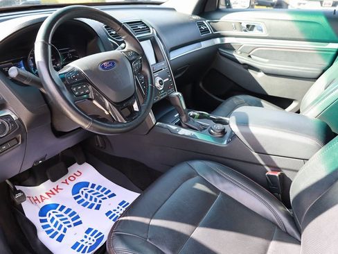 Used 2017 Ford Explorer Sport image 12