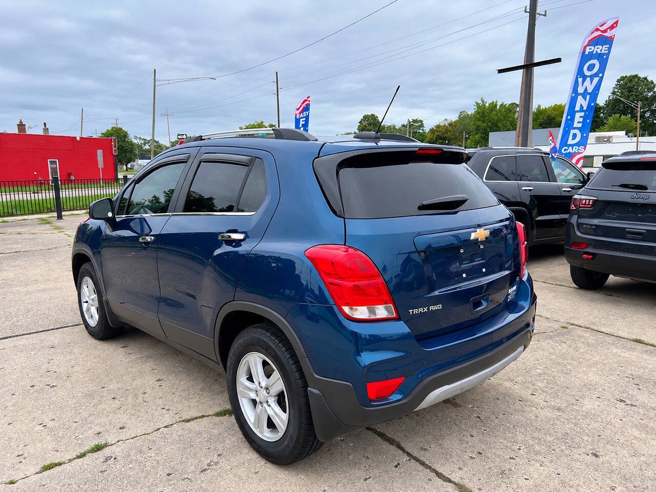 Used 2019 Chevrolet Trax LT w/ LT Convenience Package AWD/4WD image 8