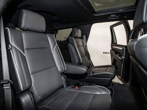 Used 2025 Cadillac Escalade Sport w/ LPO, ONYX Package AWD/4WD image 21