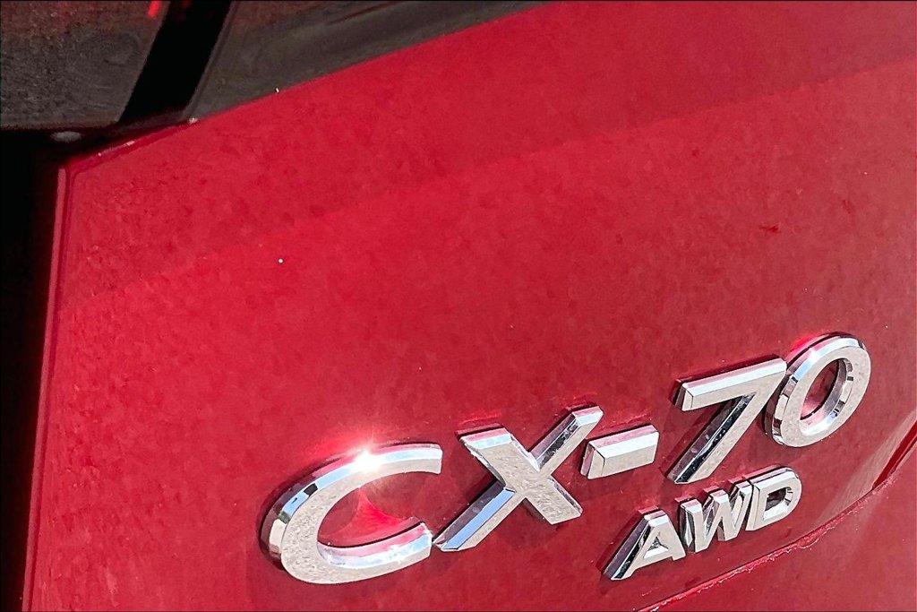 Used 2025 MAZDA CX-70 Plug-In Hybrid w/ Premium Plus AWD/4WD image 32