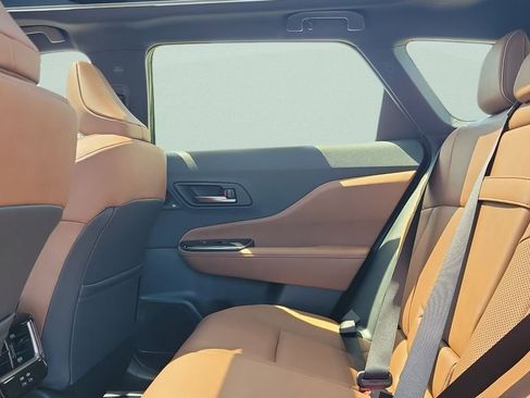 New 2026 Toyota Crown Signia AWD/4WD image 10