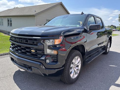 Used 2024 Chevrolet Silverado 1500 Custom AWD/4WD image 7