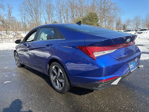 Certified 2023 Hyundai Elantra Limited image 4