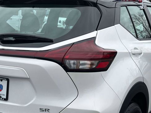 Used 2023 Nissan Kicks SR w/ Exterior Package FWD image 8