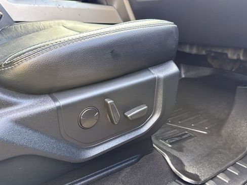 Used 2020 Ford F350 Lariat w/ FX4 Off-Road Package image 22