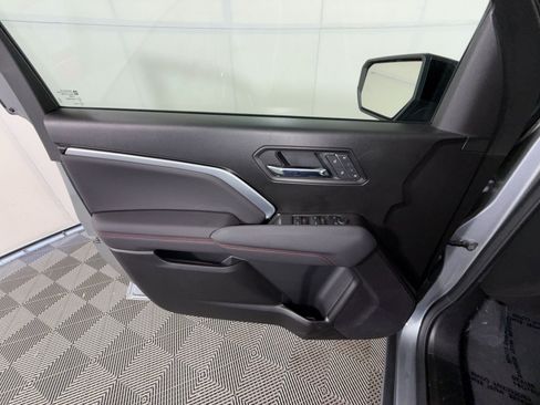New 2026 Chevrolet Colorado Z71 w/ Technology Package AWD/4WD image 15