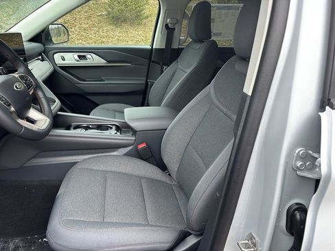 New 2026 Ford Explorer Active image 10