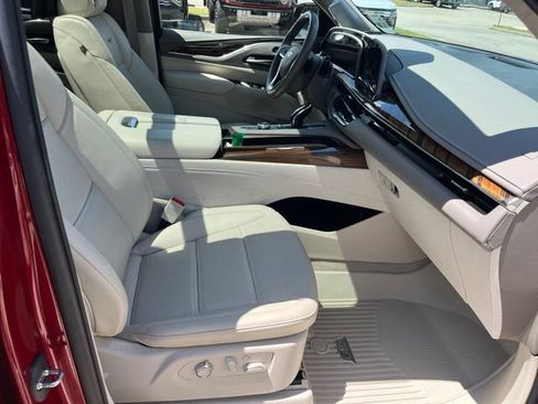 Certified 2023 Cadillac Escalade Premium Luxury Platinum w/ LPO, Radiant Package RWD image 41