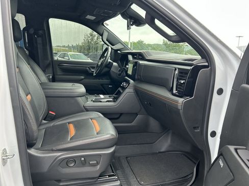 Used 2024 GMC Sierra 2500 AT4 w/ Max Trailering Package AWD/4WD image 15