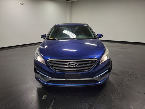 Used 2017 Hyundai Sonata Sport w/ Value Edition Package 02 image 2