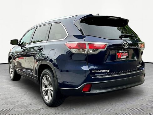 Used 2014 Toyota Highlander XLE AWD/4WD image 4