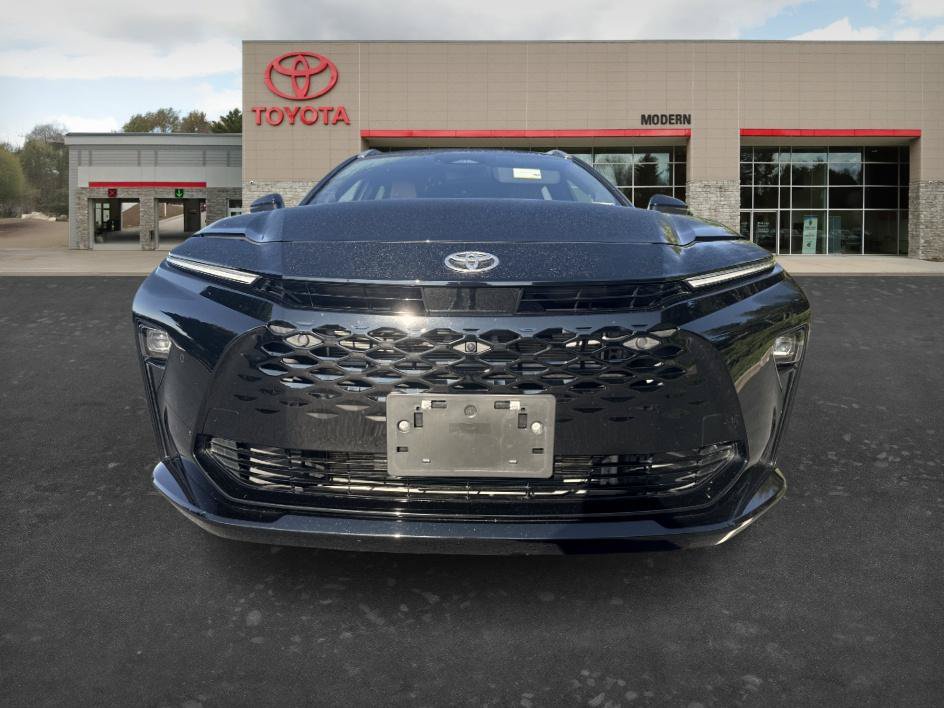 Certified 2025 Toyota Crown Signia w/ Advanced Technology Package AWD/4WD image 2