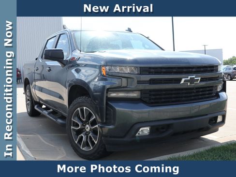 Used 2020 Chevrolet Silverado 1500 RST AWD/4WD image 1