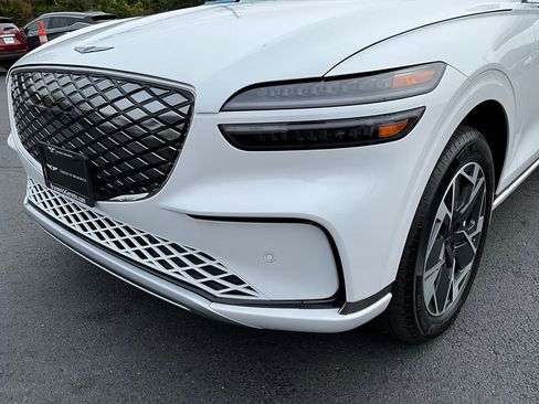 Used 2026 Genesis Electrified GV70 image 51