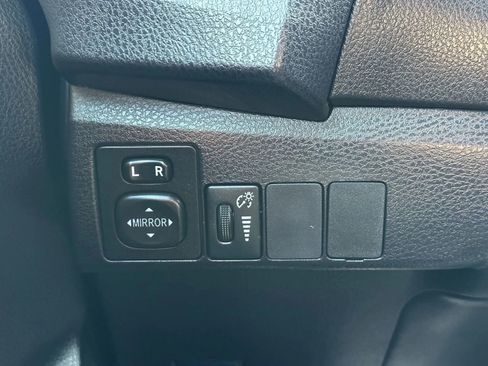 Used 2016 Toyota Corolla S image 28