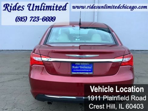 Used 2011 Chrysler 200 Touring image 6