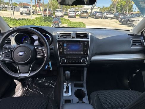 Used 2019 Subaru Outback 2.5i Premium AWD/4WD image 14