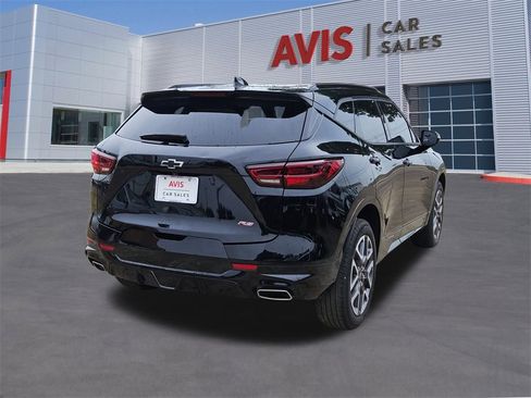 Used 2025 Chevrolet Blazer RS image 6