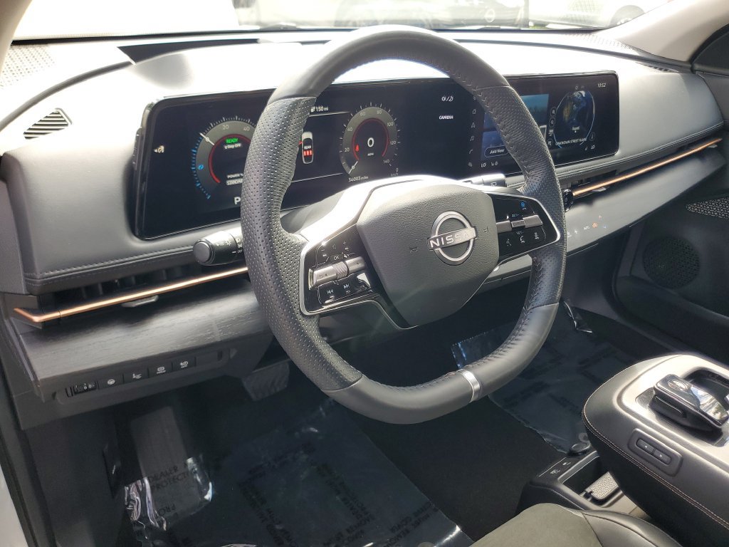 Used 2024 Nissan Ariya FWD image 16