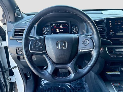 Used 2022 Honda Passport TrailSport image 11