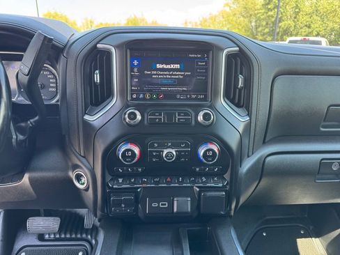 Used 2023 GMC Sierra 3500 AT4 w/ AT4 Premium Plus Package AWD/4WD image 23