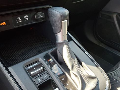 Used 2024 Honda CR-V EX image 16