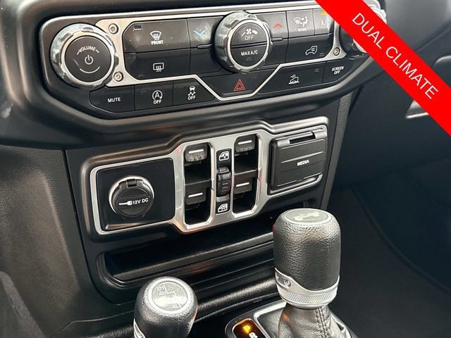 Used 2022 Jeep Wrangler Unlimited Sport AWD/4WD image 14