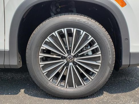 New 2026 Volkswagen Tiguan S AWD/4WD image 12