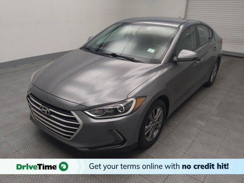 Used 2017 Hyundai Elantra SE w/ SE A/T Tech Package 03 FWD image 1