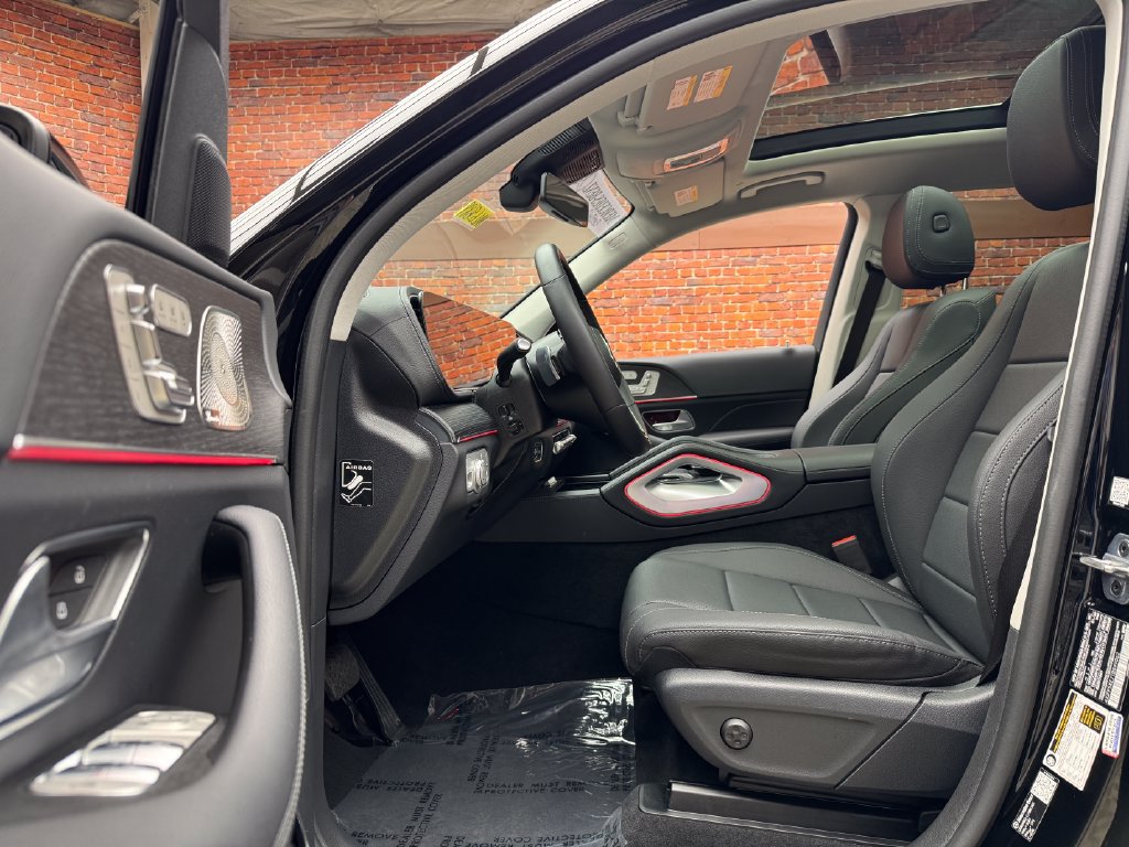 Used 2026 Mercedes-Benz GLS 450 4MATIC image 22