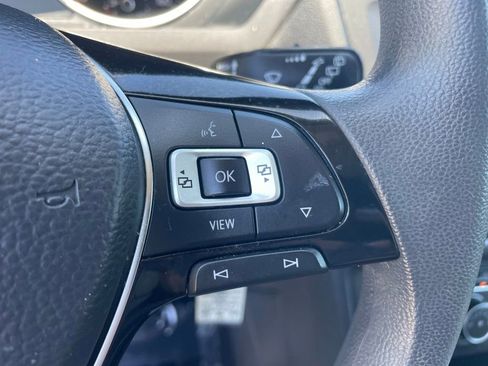 Used 2021 Volkswagen Tiguan S FWD image 28