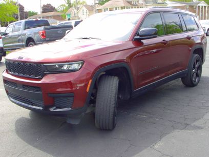 Used 2023 Jeep Grand Cherokee L Laredo