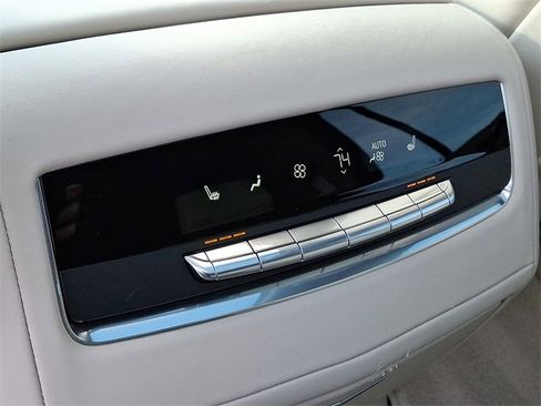 Certified 2022 Cadillac Escalade Premium Luxury Platinum image 12