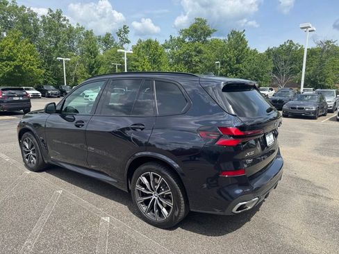 Certified 2025 BMW X5 xDrive40i w/ M Sport Package AWD/4WD image 3