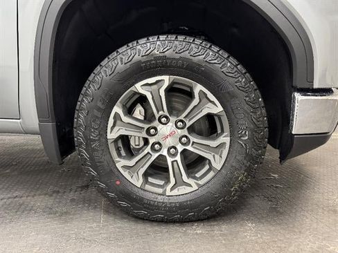 New 2026 GMC Sierra 1500 SLE w/ X31 Off-Road Package AWD/4WD image 11