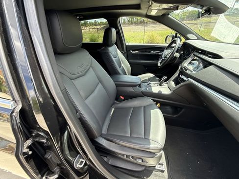 Used 2024 Cadillac XT5 Premium Luxury FWD image 16